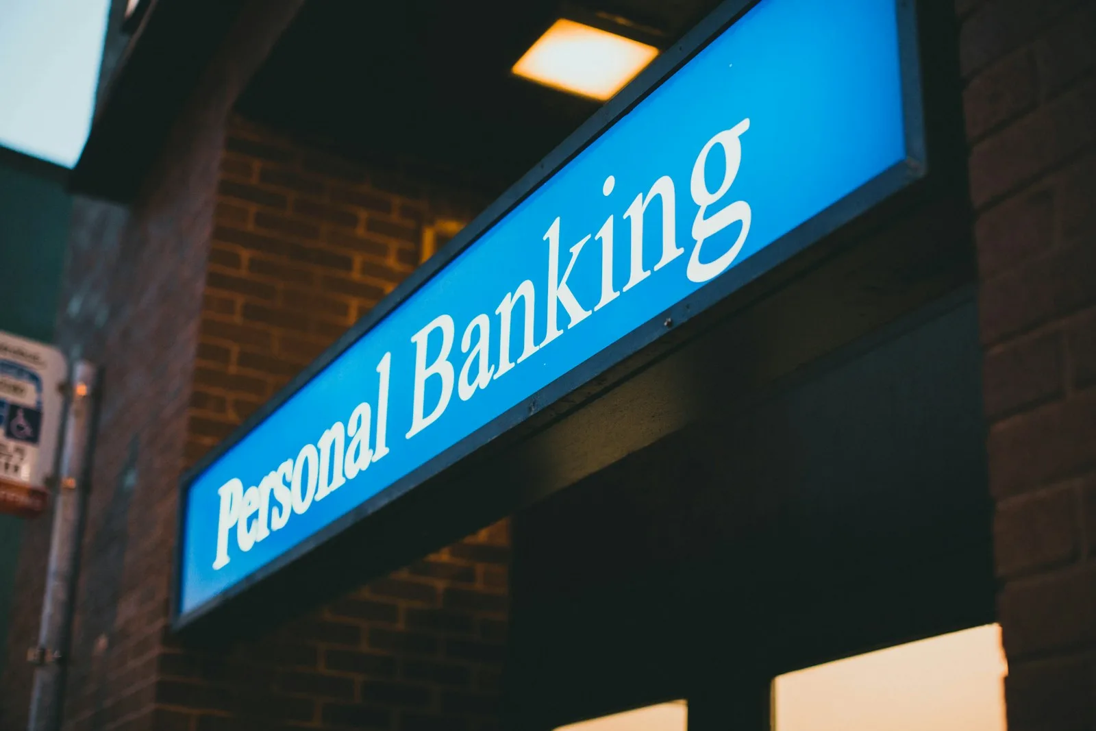 Personal loan from a bank is an alternative to Payday Loans